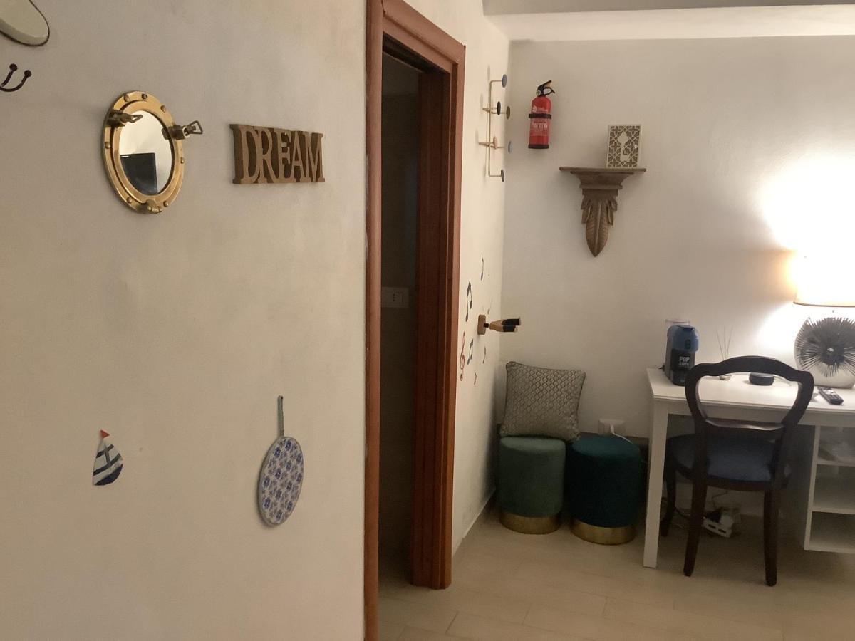 Tinnyhouse Napoli Dış mekan fotoğraf